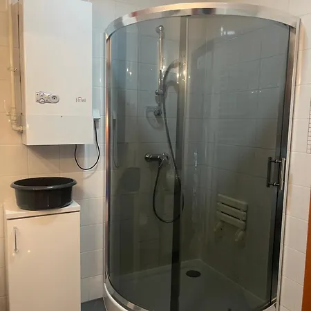 דירה Gorska Oaza אוסטראון